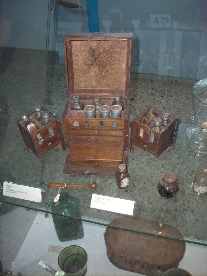 Museo%20di%20Storia%20della%20Medicina%2C%20La%20Sapienza%2C%20Rome%20-%2027.JPG